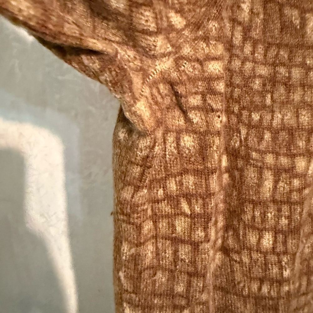 Link Tan Alligator / Crocodile Cashmere Silk Sweater, Sz XL, So Soft - Picture 6 of 7